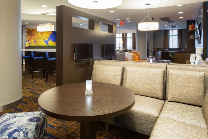 هتل Courtyard By Marriott Houston Galleria