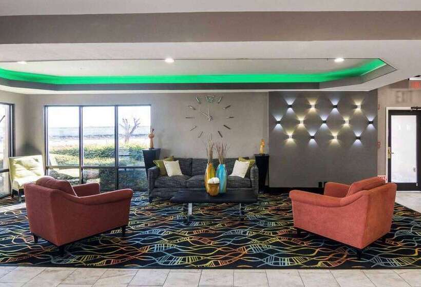 Hotel Days Inn By Wyndham Fort Worth North / Fossil Creek