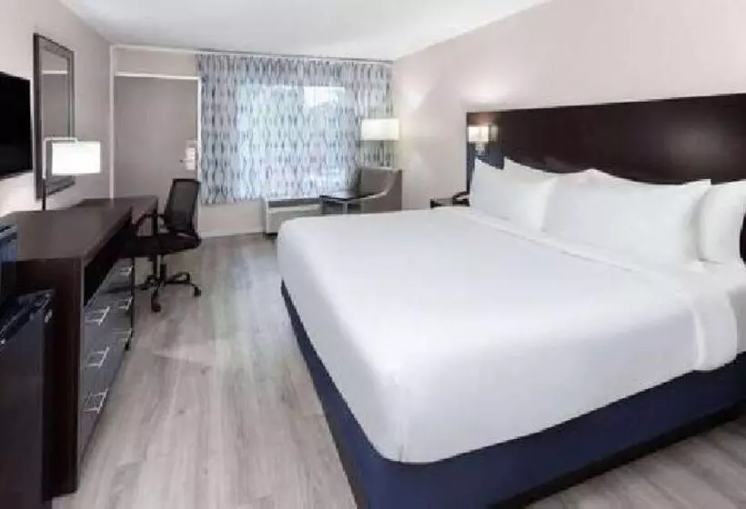 ホテル Days Inn By Wyndham Melbourne