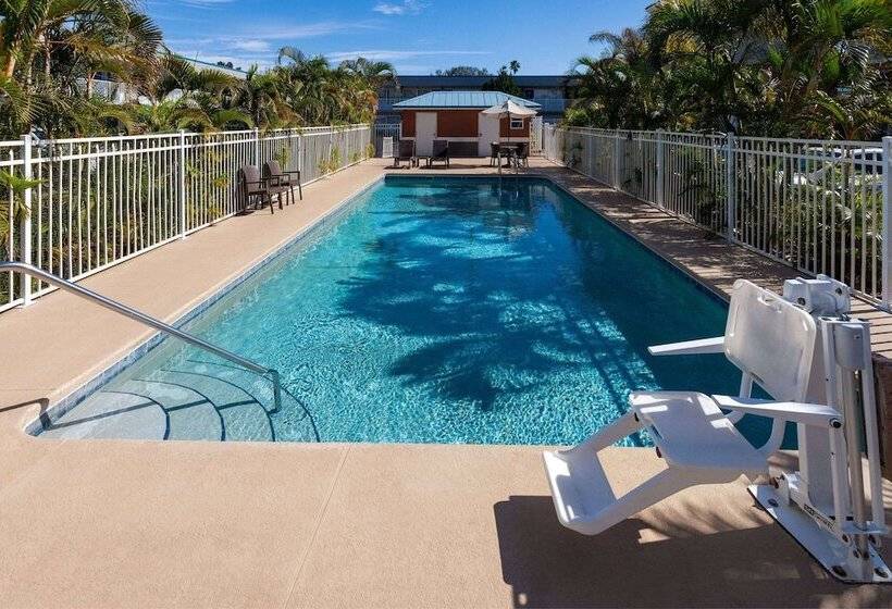 ホテル Days Inn By Wyndham Melbourne