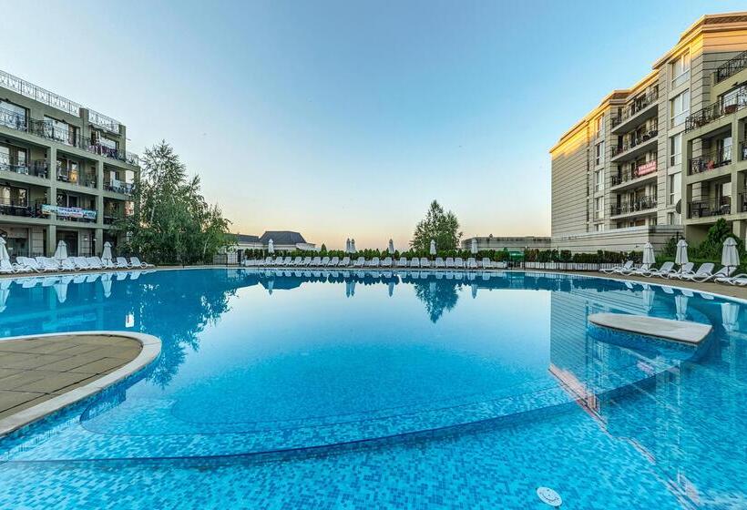 هتل Festa Pomorie Resort