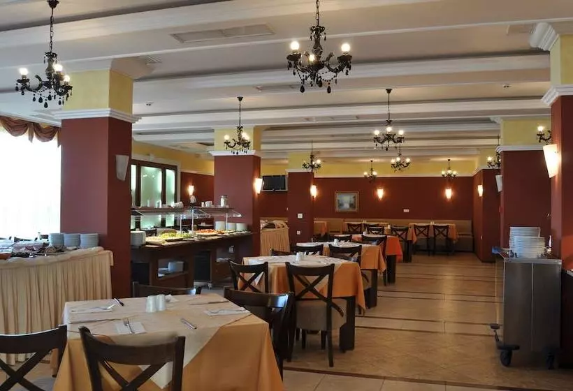 هتل Festa Pomorie Resort