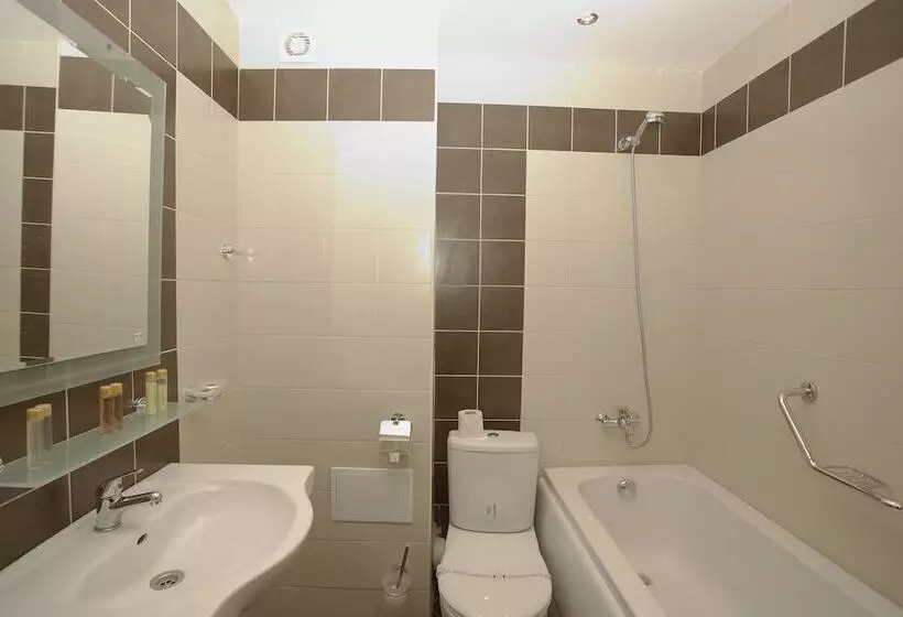 هتل Festa Pomorie Resort