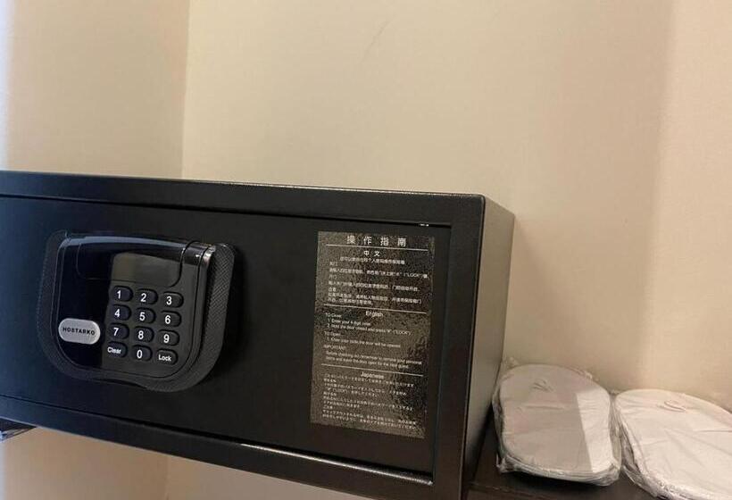 Отель Flamingo By The Beach Penang