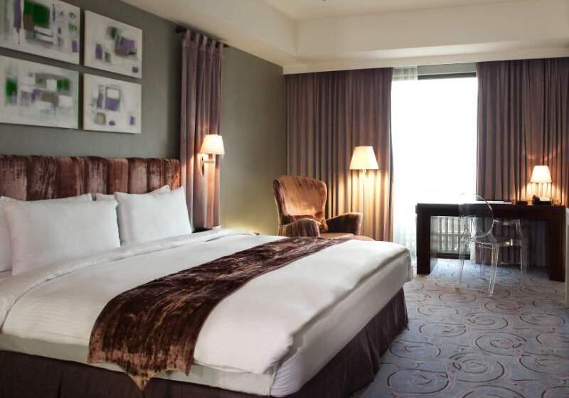 هتل Grand Victoria