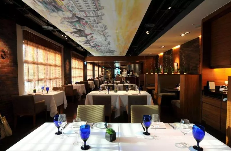 هتل Grand Victoria