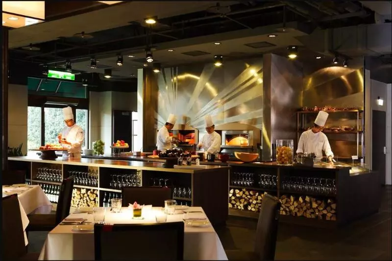 هتل Grand Victoria