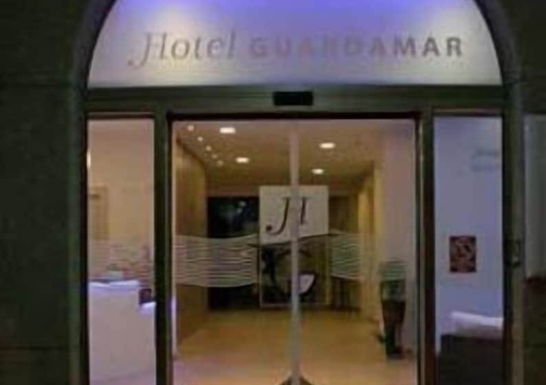 בית מלון כפרי Guardamar