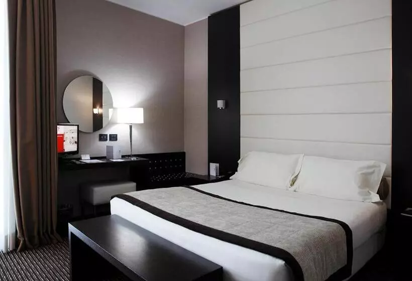 H2c Hotel Milanofiori