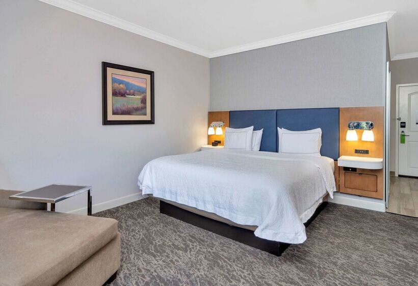 فندق Hampton Inn & Suites Fort Worth Fossil Creek