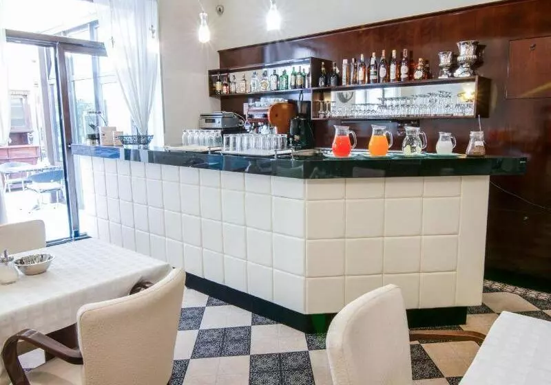 Hotel Pension Horse Inn