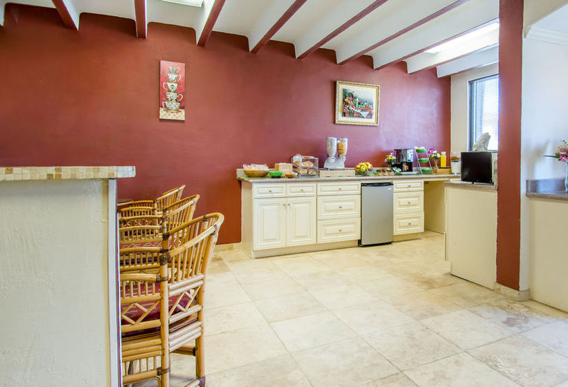 Отель Sunrise Inn On The Beach