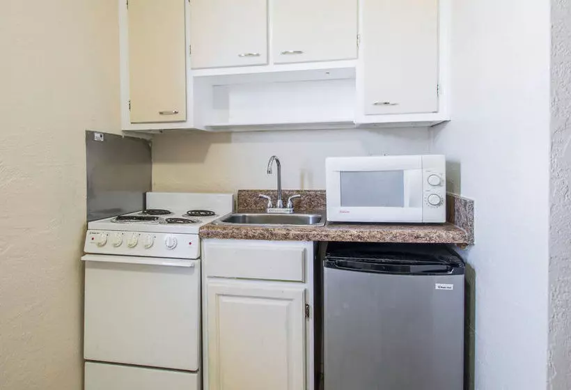 Hotel Sunrise Inn On The Beach