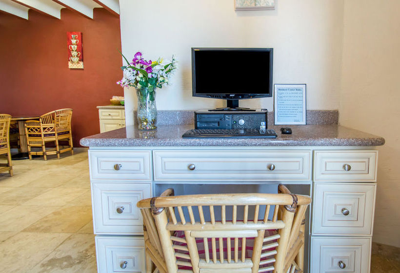 Отель Sunrise Inn On The Beach