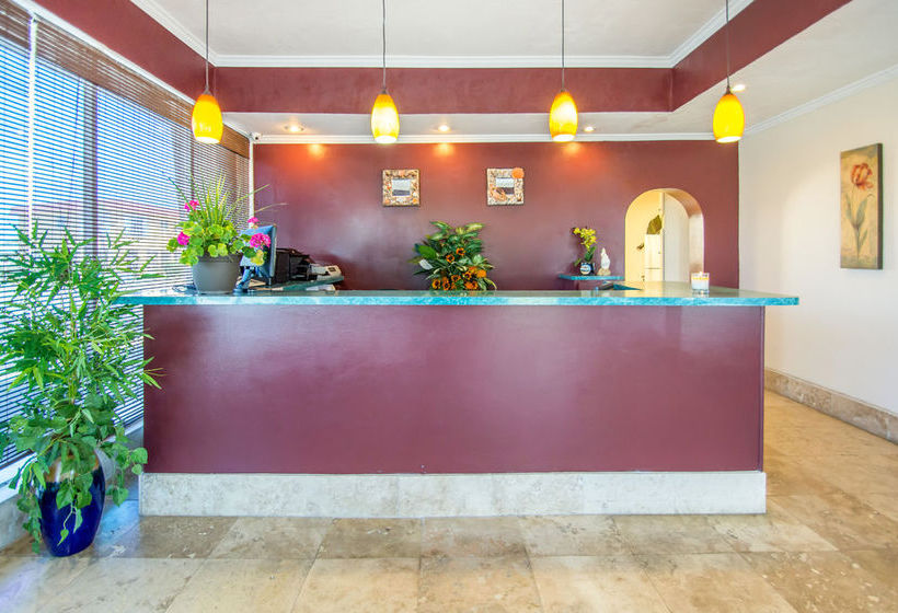 Отель Sunrise Inn On The Beach