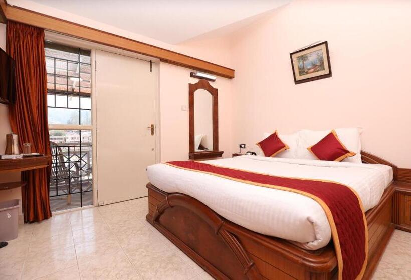 בית מלון כפרי Silver Oak