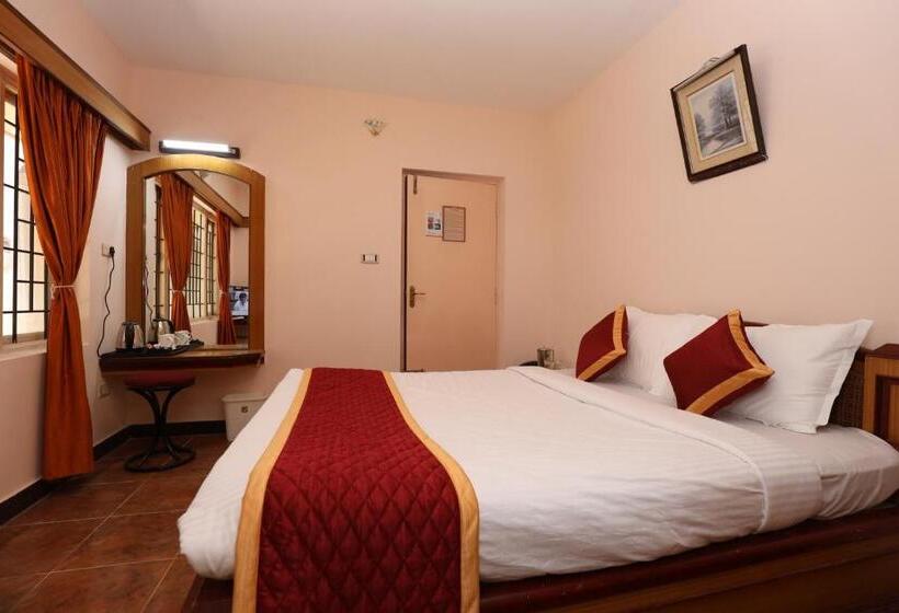 בית מלון כפרי Silver Oak