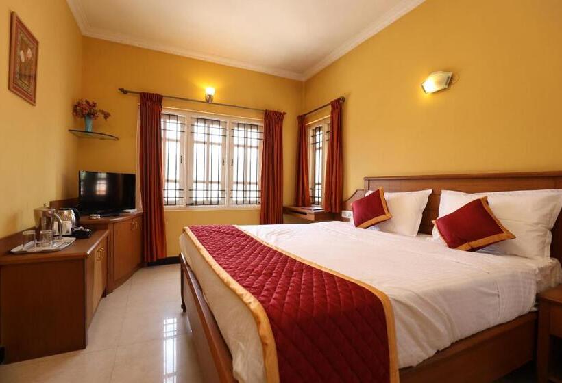 בית מלון כפרי Silver Oak