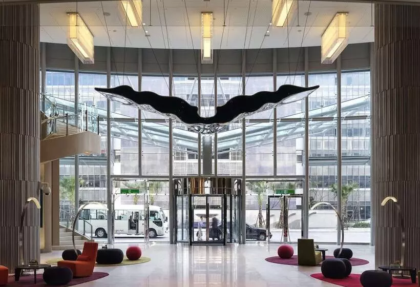 هتل Hyatt Regency Taoyuan International Airport