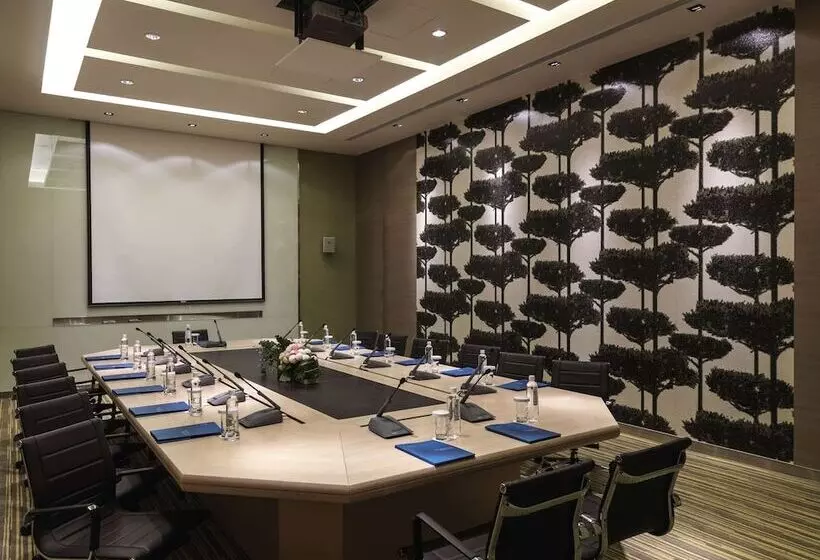 هتل Hyatt Regency Taoyuan International Airport