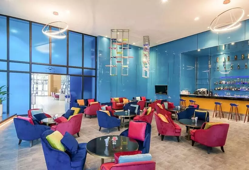 هتل Hyatt Regency Taoyuan International Airport