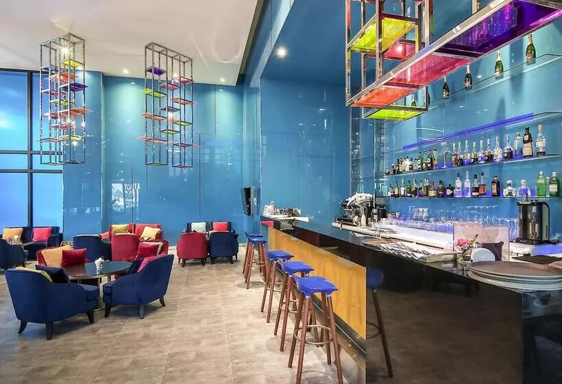 هتل Hyatt Regency Taoyuan International Airport