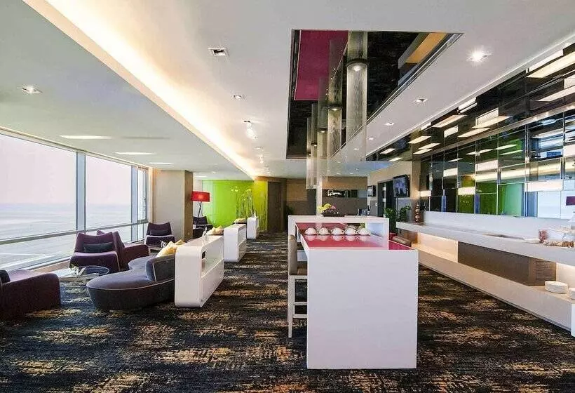 هتل Hyatt Regency Taoyuan International Airport