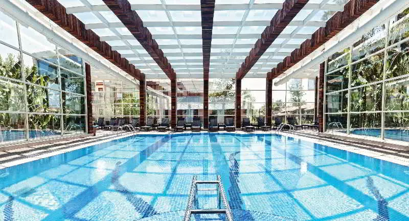 渡假胜地  Paloma Grida