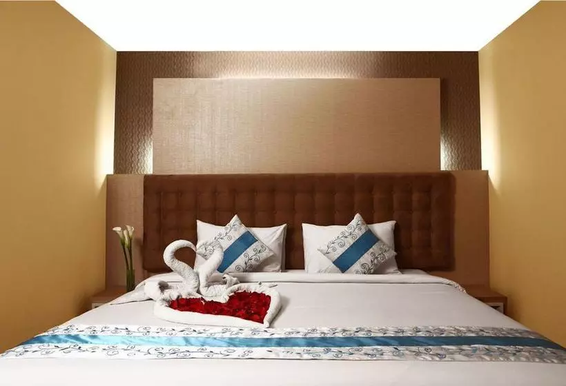 Rivavi Fashion Hotel