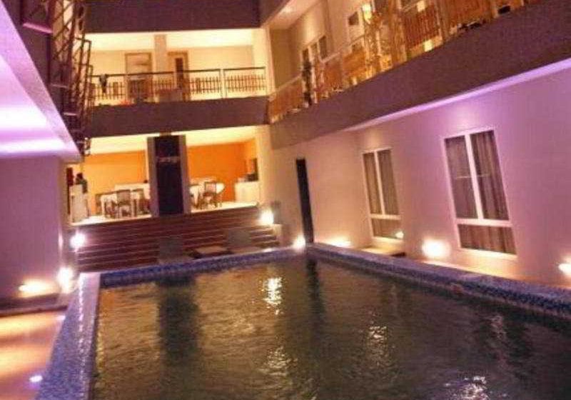 Rivavi Fashion Hotel