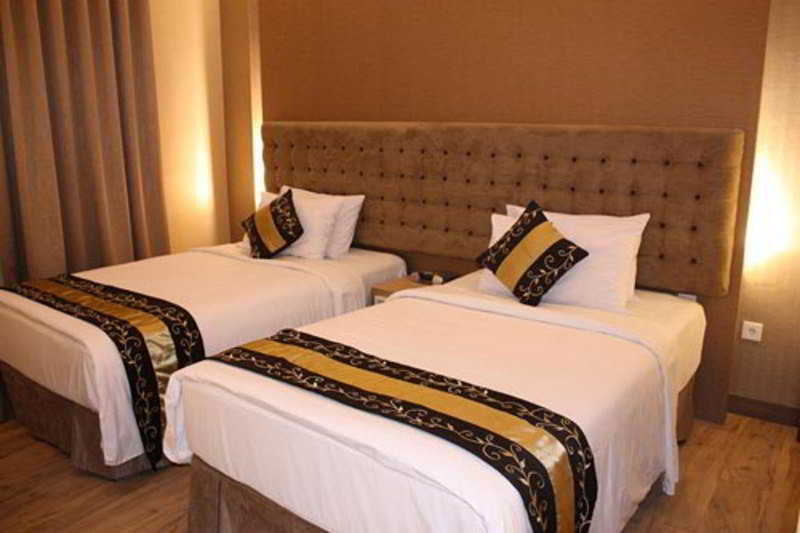 Rivavi Fashion Hotel