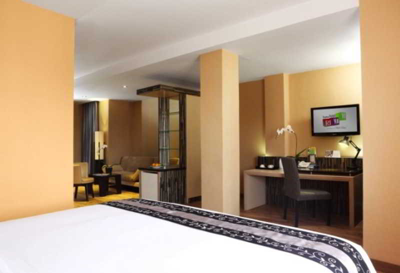 Rivavi Fashion Hotel