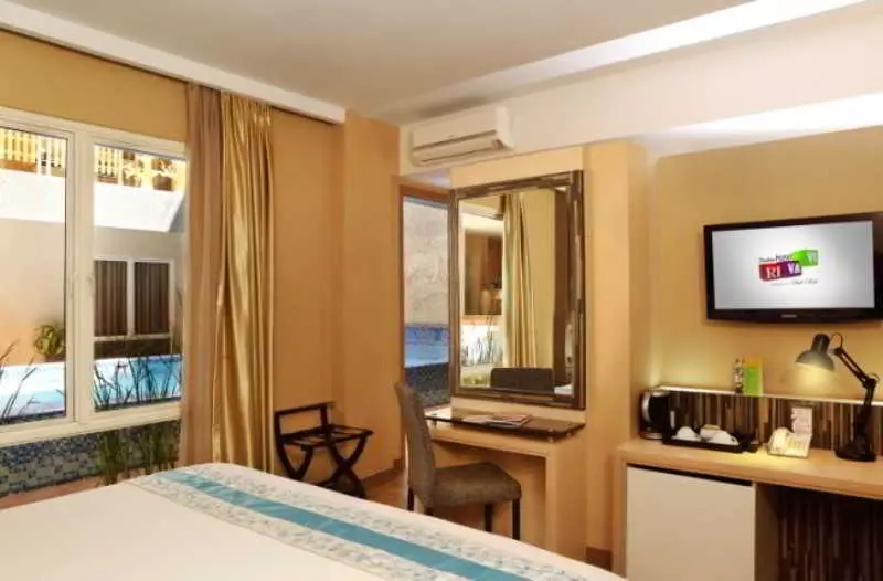 Rivavi Fashion Hotel