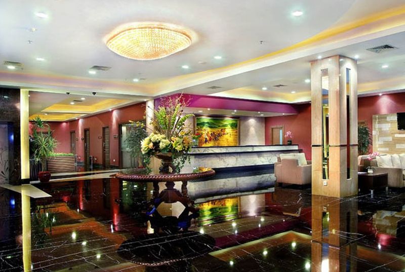 Royal Palm Hotel & Conference Center Cengkareng