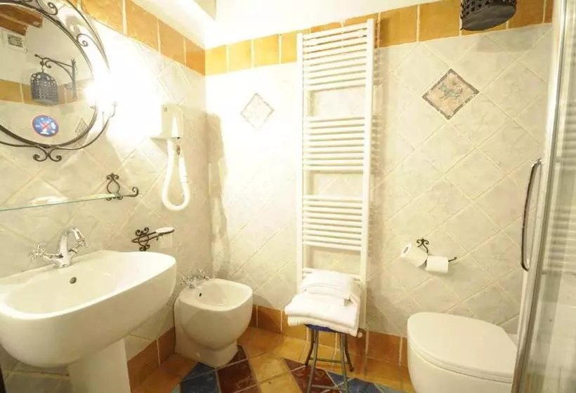 تختخواب و صبحانه Antica Corte Dei Principi Charming Rooms