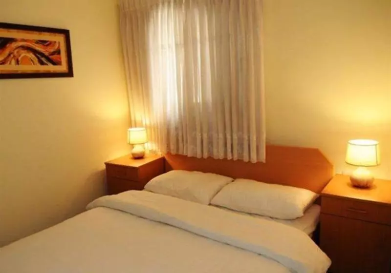 Dizengoff Beach Apartments