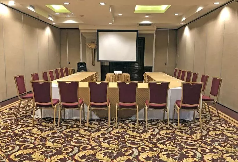 בית מלון כפרי Camino Real Antigua