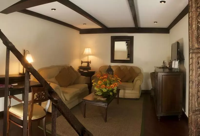 בית מלון כפרי Camino Real Antigua