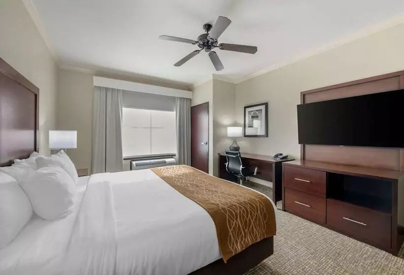 فندق Comfort Inn & Suites Fort Worth Fossil Creek