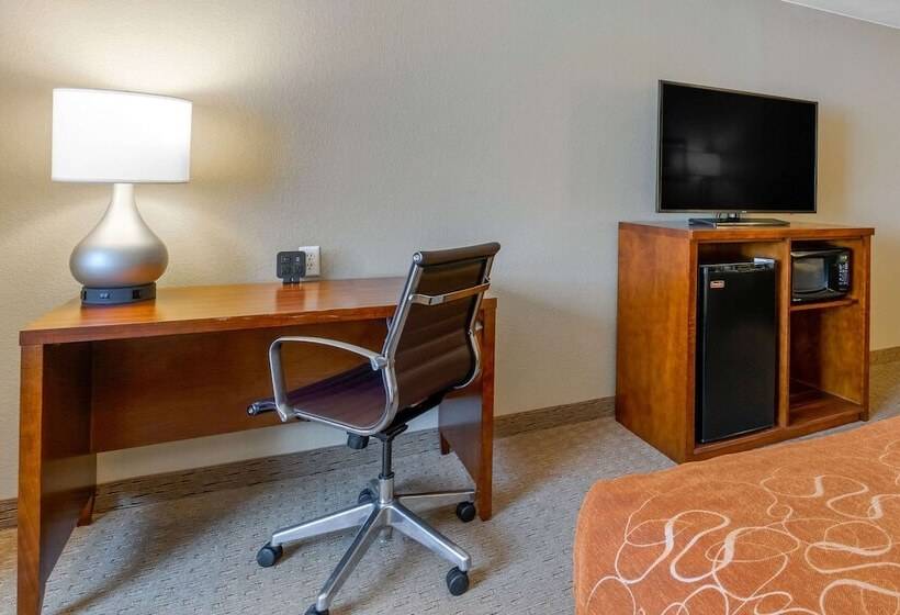 호텔 Comfort Suites Burlington