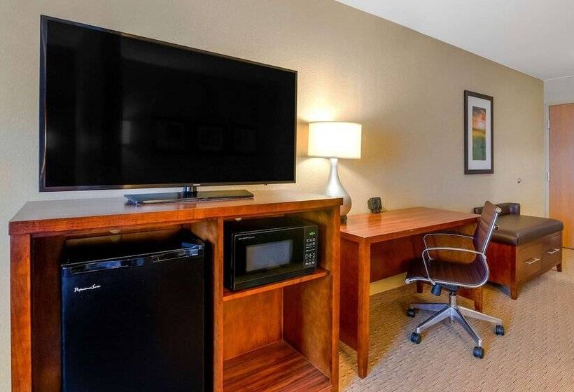 호텔 Comfort Suites Burlington