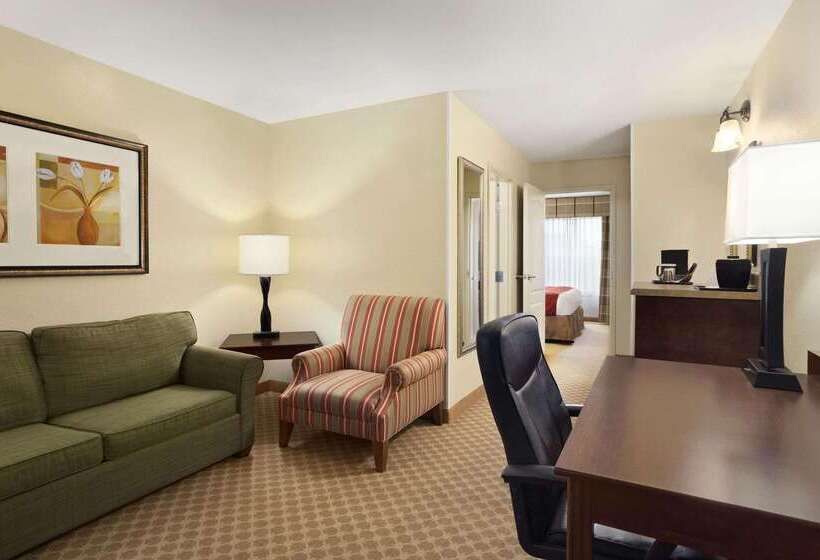 호텔 Comfort Inn & Suites