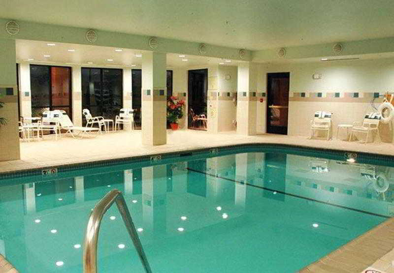 Отель Courtyard By Marriott Roseville Galleria Mall/creekside Ridge Drive