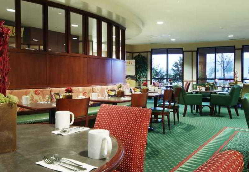 Отель Courtyard By Marriott Roseville Galleria Mall/creekside Ridge Drive