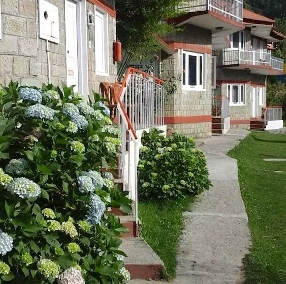ホテル Dev Cottage