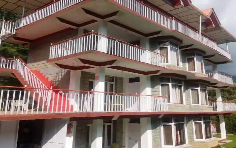 ホテル Dev Cottage