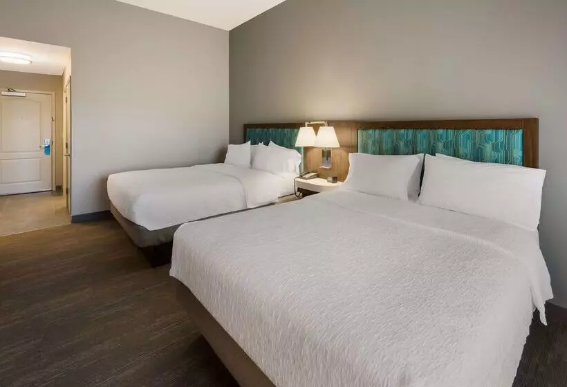 酒店 Hampton Inn & Suites Fredericksburg At Celebrate Virginia