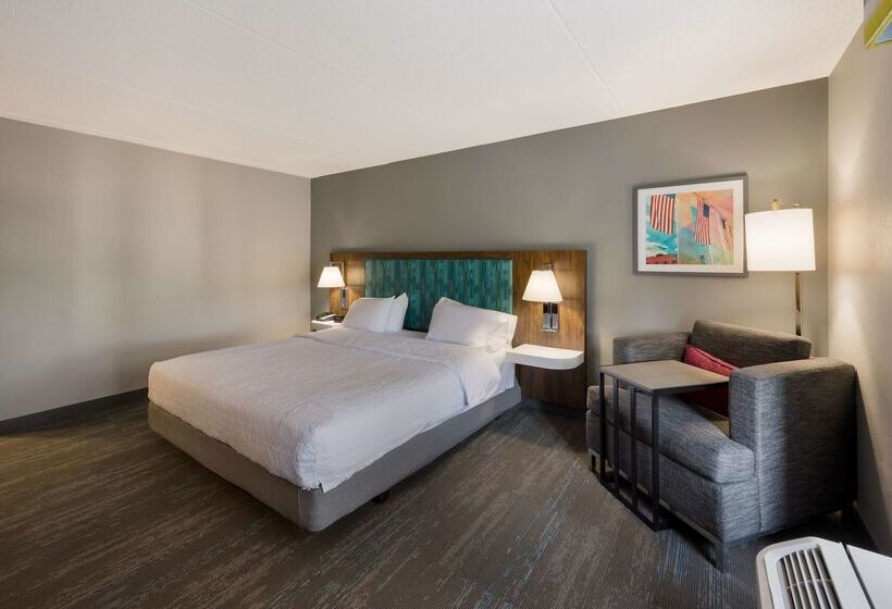 فندق Hampton Inn & Suites Fredericksburg At Celebrate Virginia