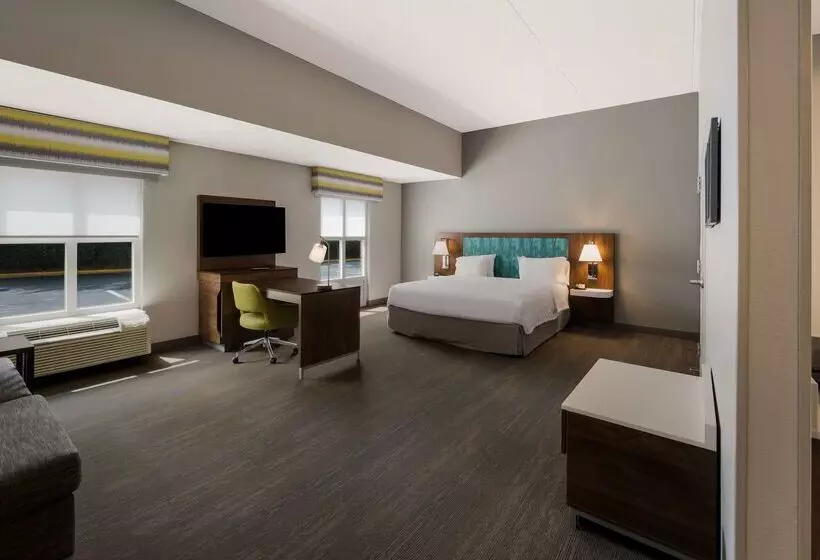 酒店 Hampton Inn & Suites Fredericksburg At Celebrate Virginia