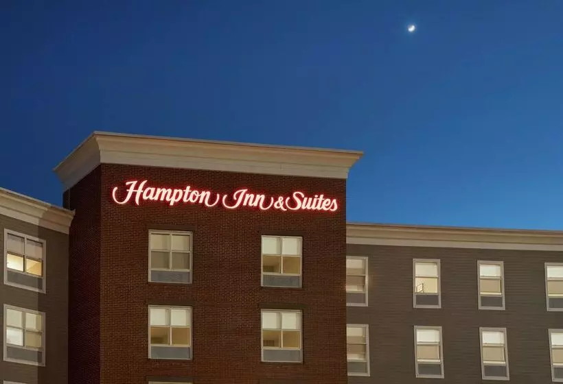 호텔 Hampton Inn & Suites Exeter